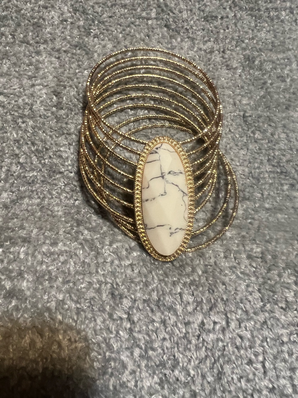 Gold and White Marble Oval Stretch Bracelet